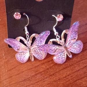 5/20 Purple Butterfly Earrings With Pink Stud💜🩷